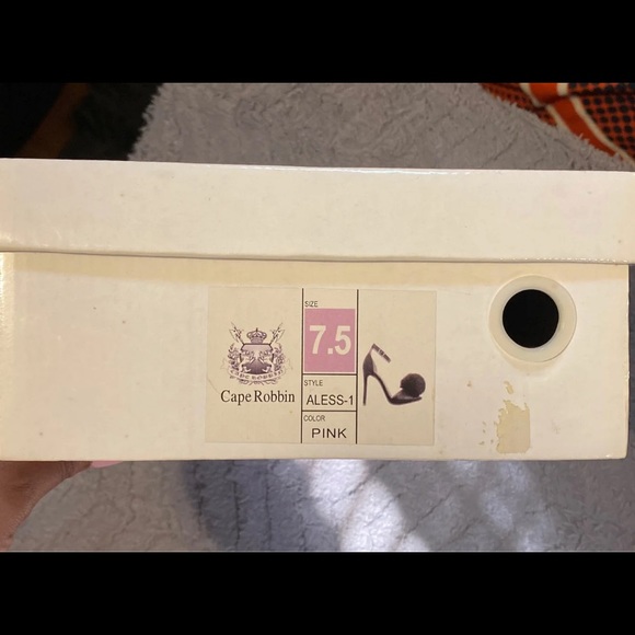 Woman heels - Picture 7 of 7